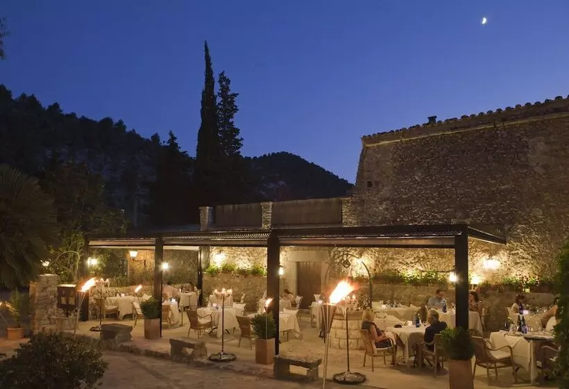 L’hermitage Hotel & Spa