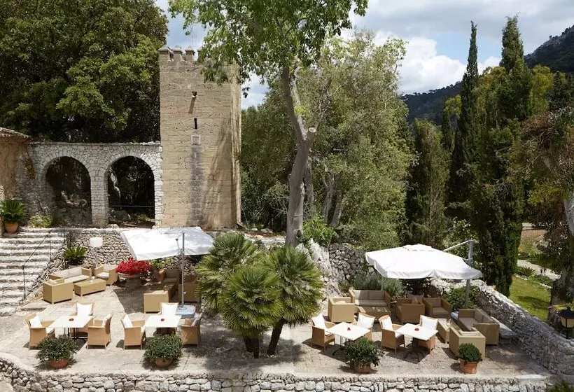 L’hermitage Hotel & Spa