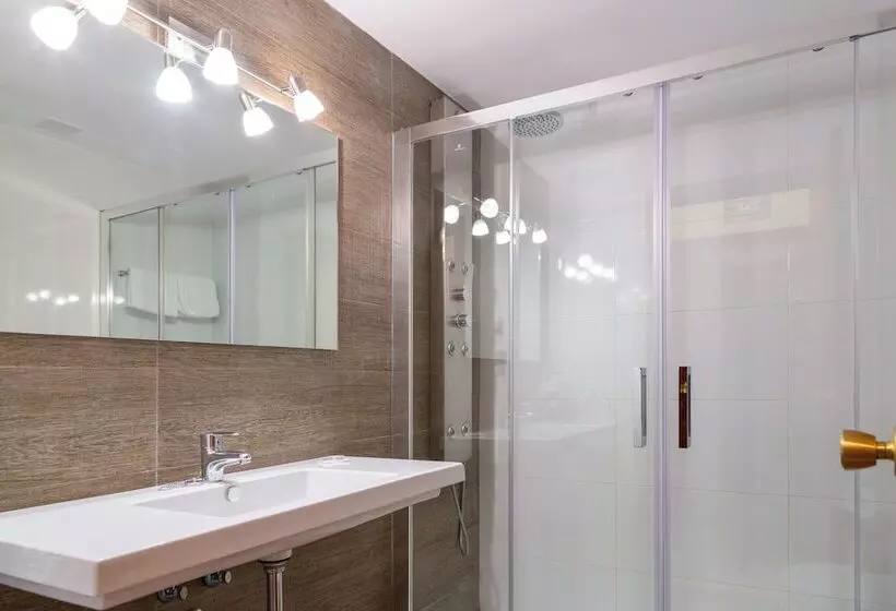 Apartamentos Los Arces