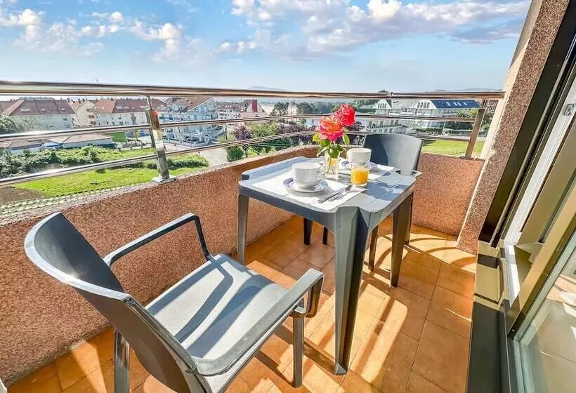 Apartamentos Los Arces