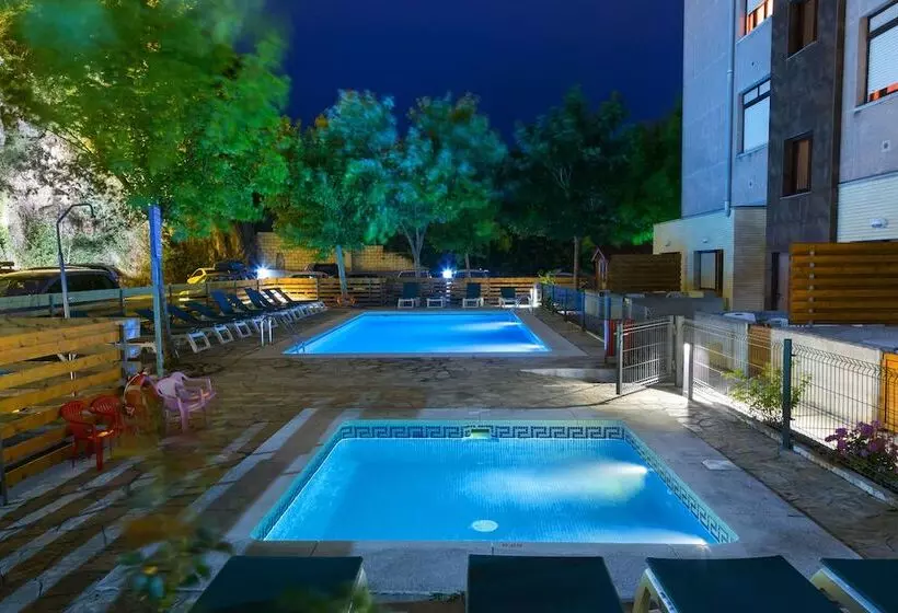 Apartamentos Los Arces