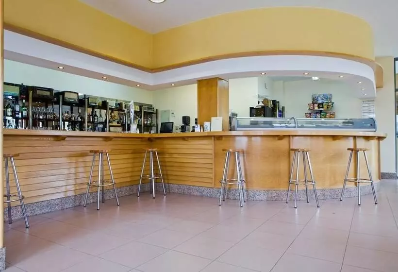 Apartamentos Los Arces