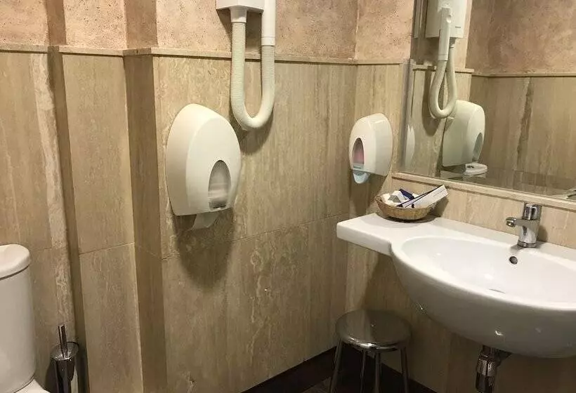 هتل Alfonso Viii De Cuenca