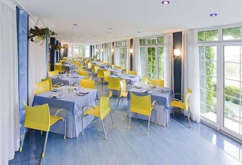 هتل Arha Villa De Suances