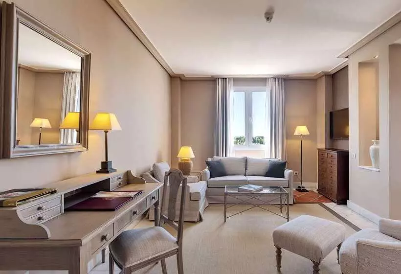 Otel Barcelo Montecastillo Golf