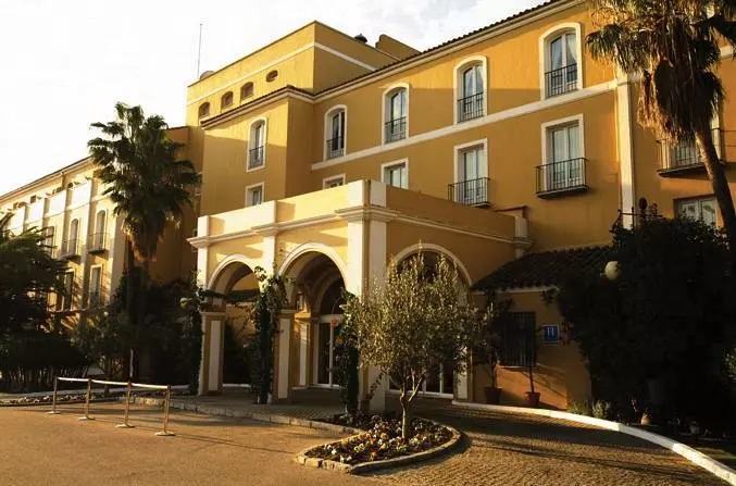 Otel Barcelo Montecastillo Golf