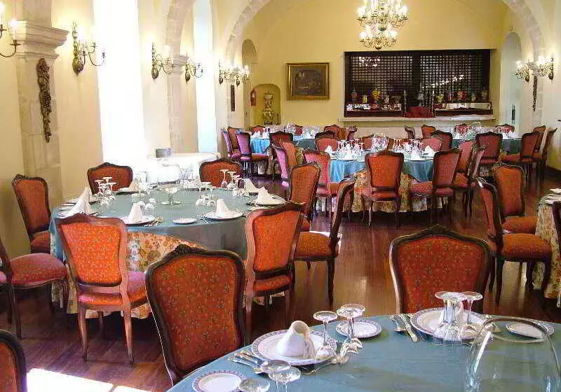 호텔 Crisol Monasterio De San Miguel