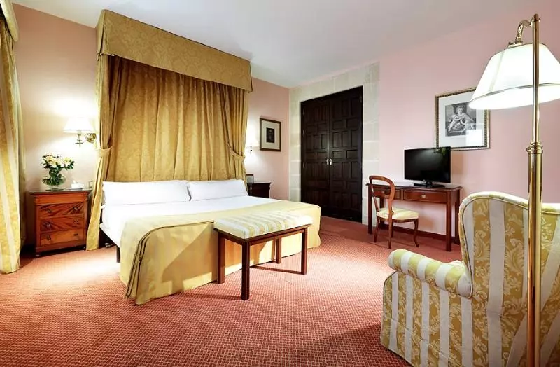 호텔 Crisol Monasterio De San Miguel