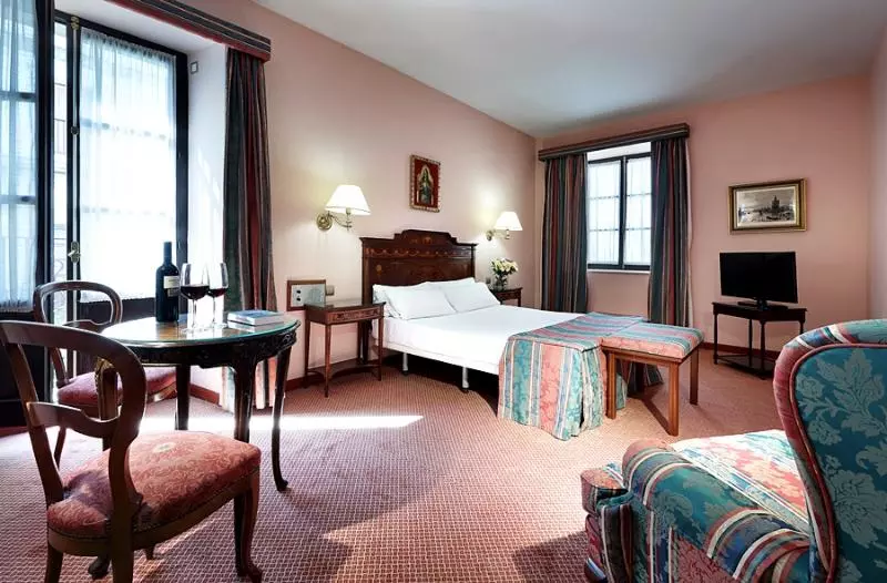 호텔 Crisol Monasterio De San Miguel