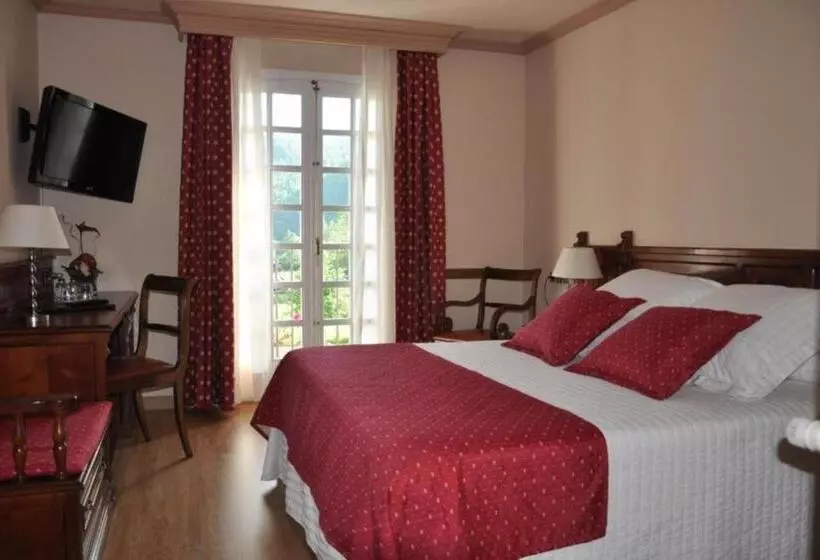 Отель Edelweiss