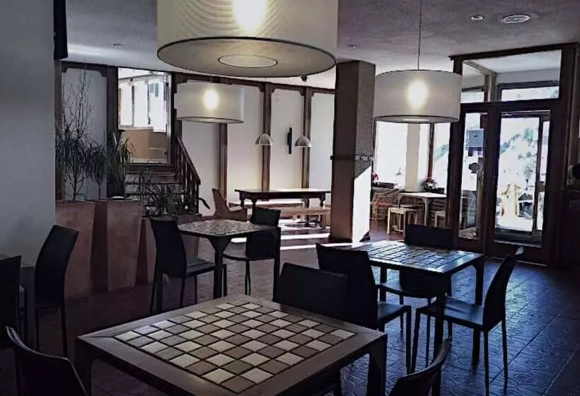 酒店 Edelweiss Candanchu