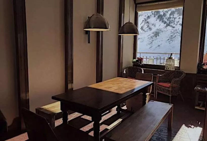 酒店 Edelweiss Candanchu