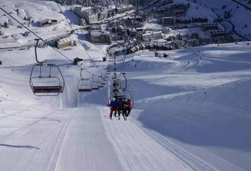 酒店 Edelweiss Candanchu