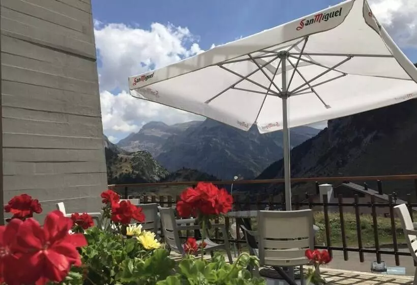 酒店 Edelweiss Candanchu