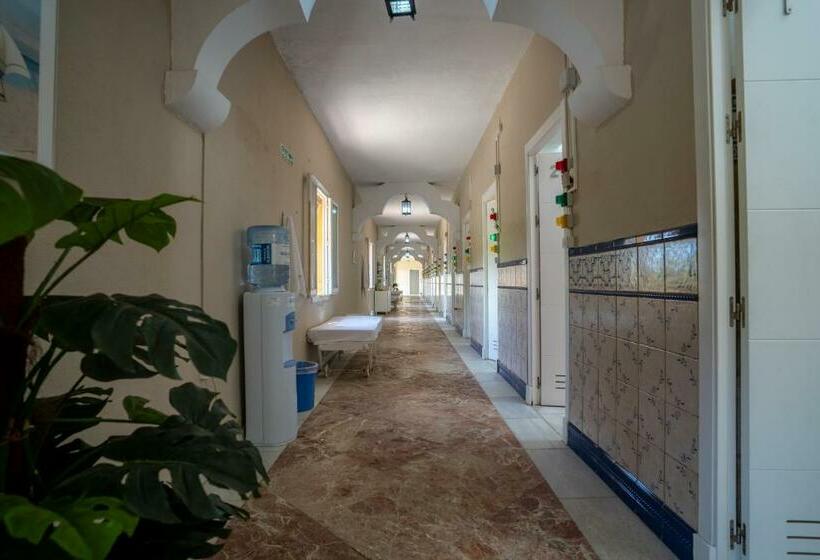 هتل Balneario De Chiclana