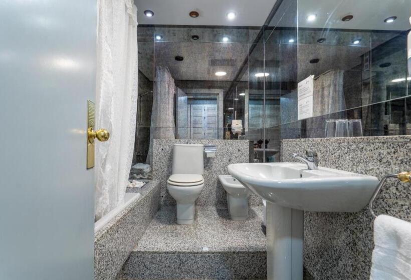 هتل Balneario De Chiclana