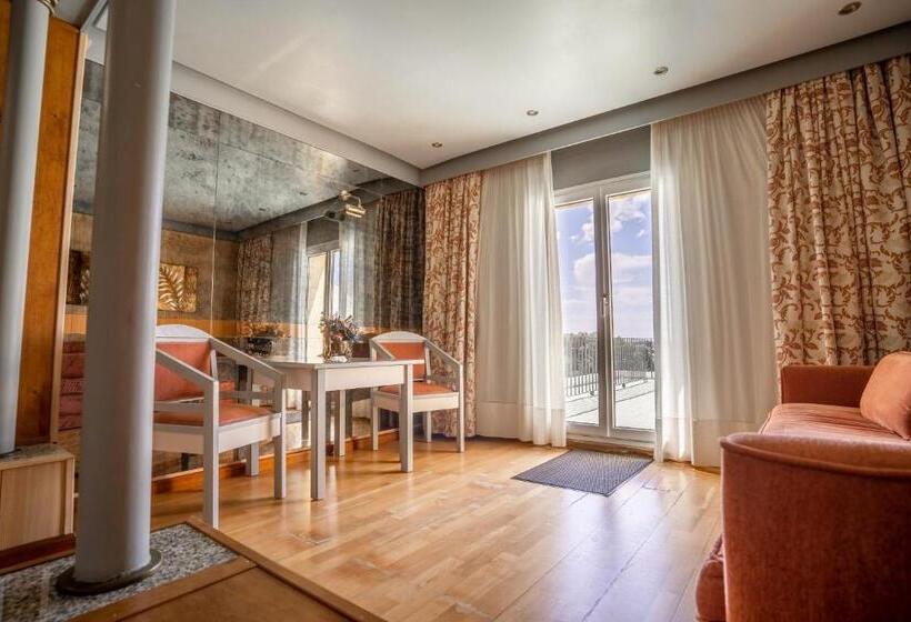 هتل Balneario De Chiclana