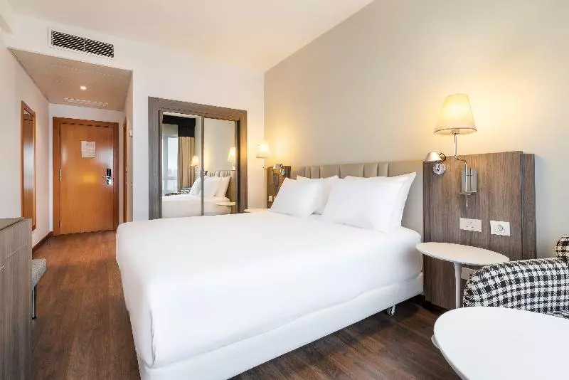 هتل Eurostars Atlantico