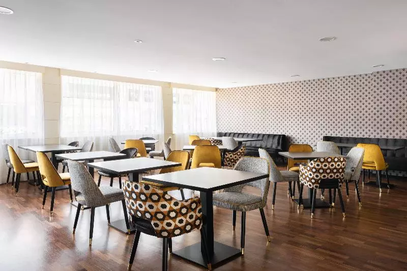 هتل Eurostars Atlantico