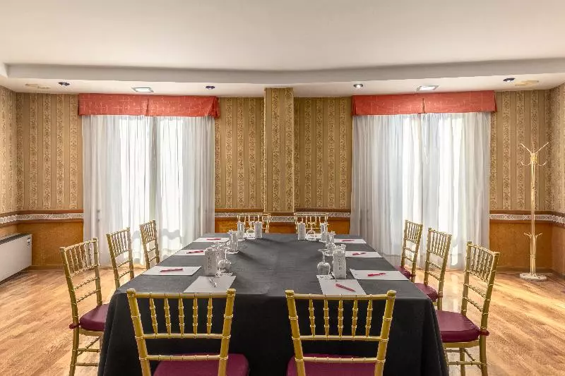 فندق Exe Dona Carlota