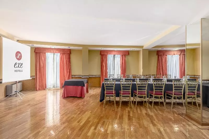 فندق Exe Dona Carlota