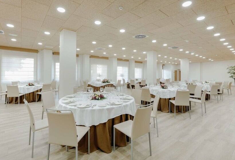 هتل Hesperia Cordoba