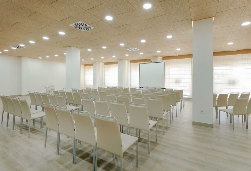 هتل Hesperia Cordoba