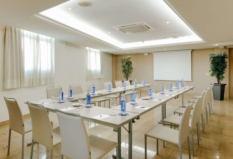 هتل Hesperia Cordoba