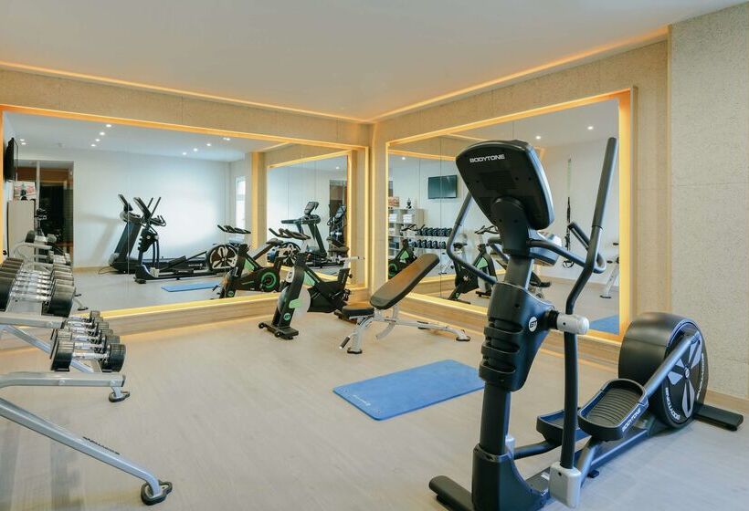 هتل Hesperia Cordoba