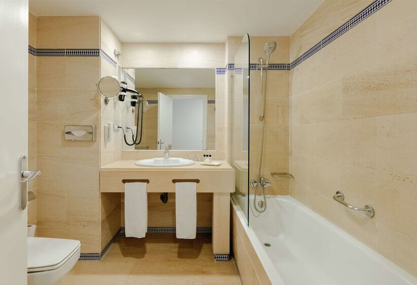 هتل Hesperia Cordoba