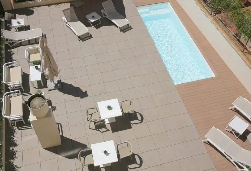 هتل Intelier Rosa