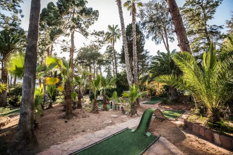 ホテル Intur Azor