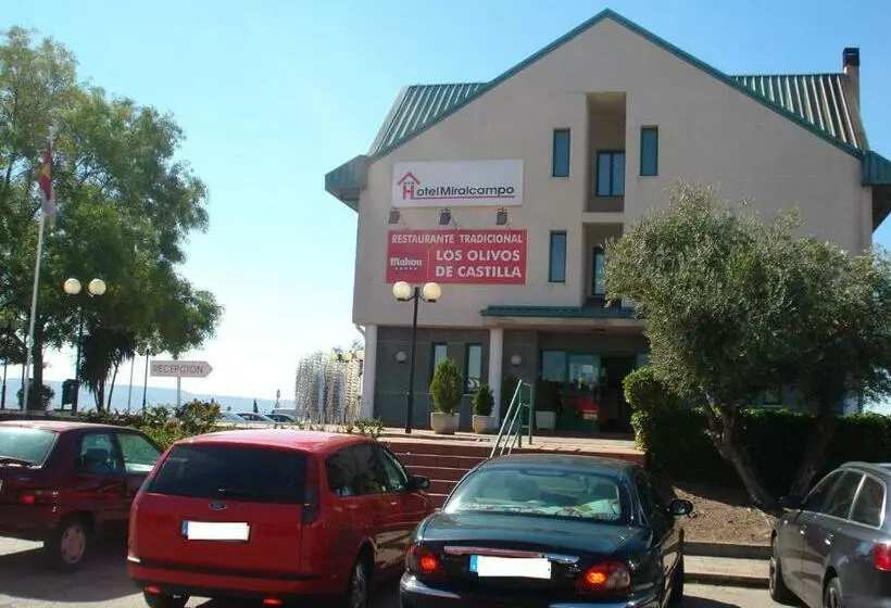 فندق Miralcampo