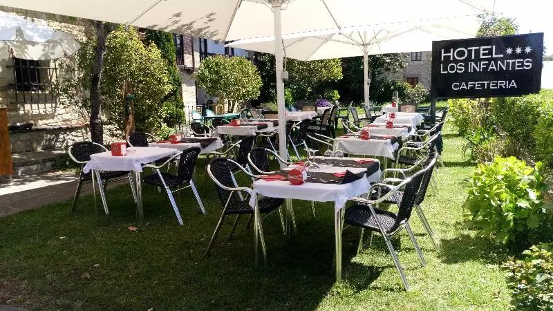 Отель Museo Los Infantes