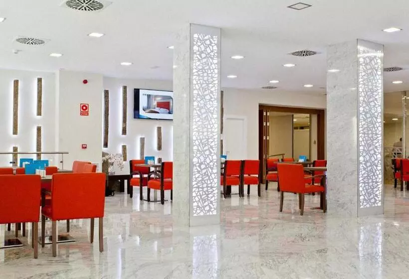 ホテル Porcel Sabica