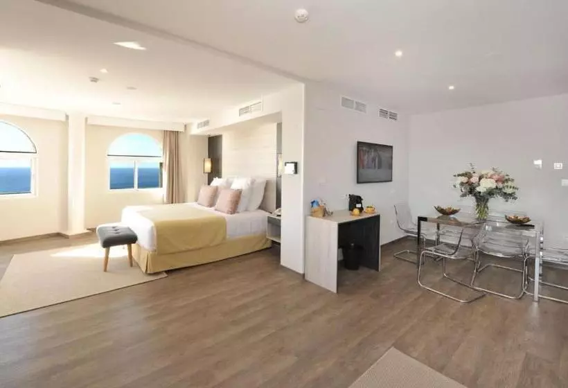 호텔 Salobreña Suites