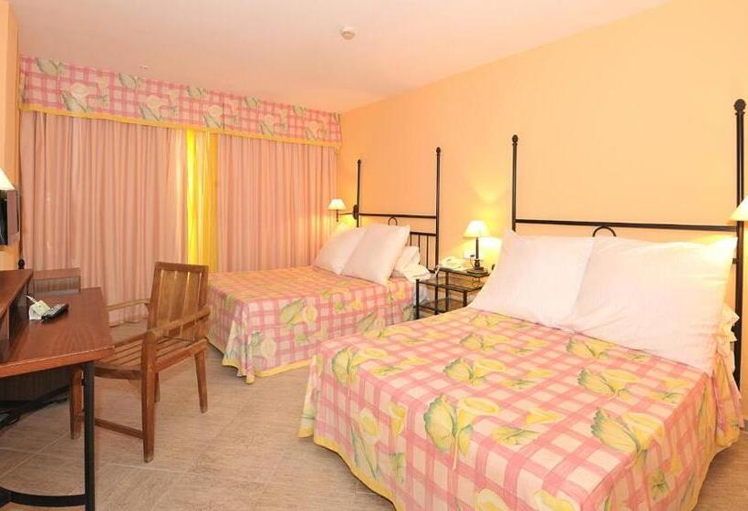 هتل Salobreña Suites