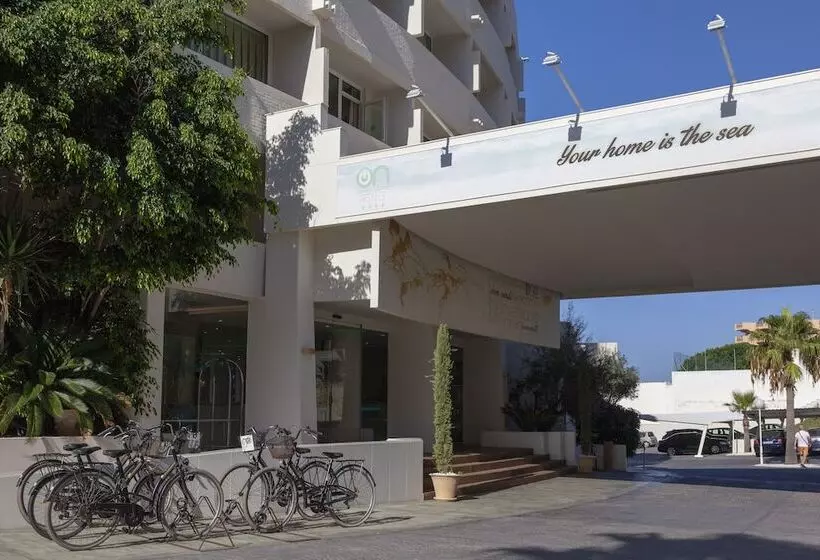 On Hotels Oceanfront - Adults Designed