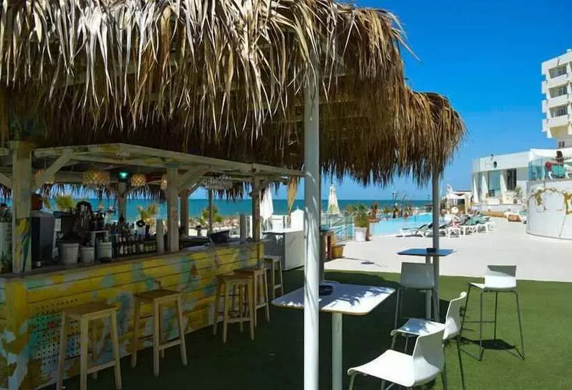 On Hotels Oceanfront - Adults Designed