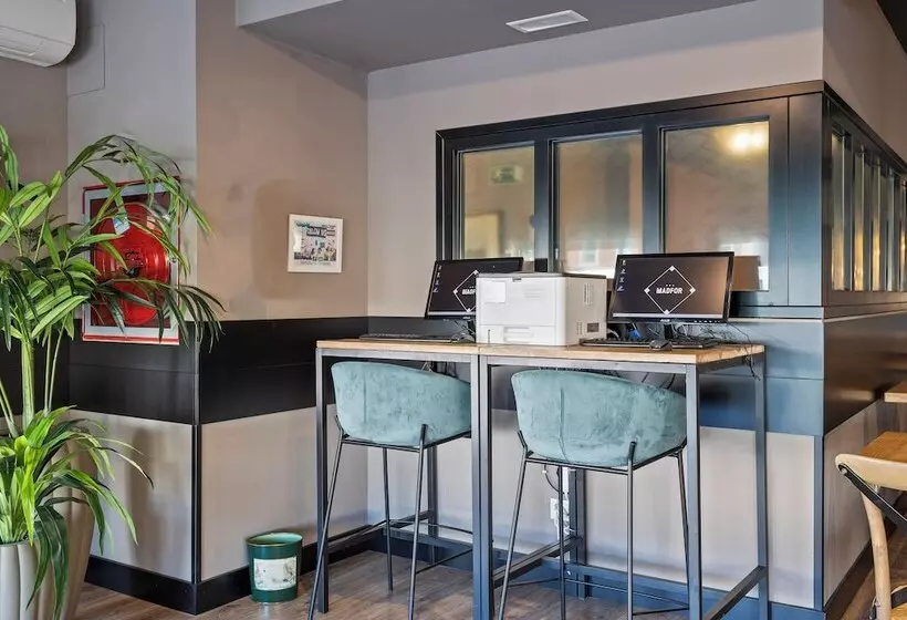 Hotel Acta Madfor