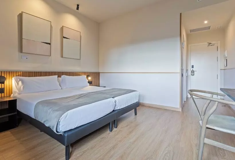 Hotel Acta Madfor