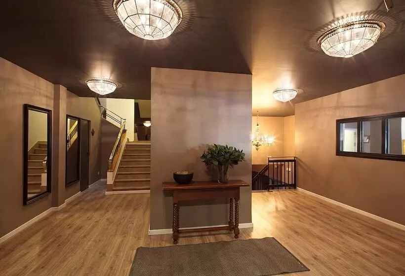 Hotel Acta Madfor