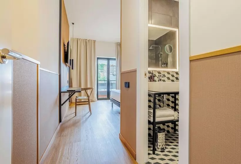 Hotel Acta Madfor