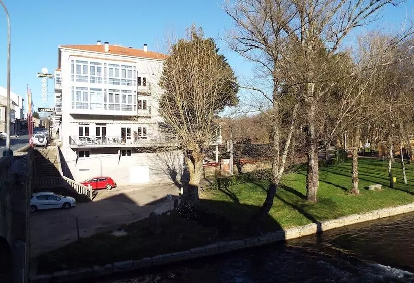 בית מלון כפרי Ansuina