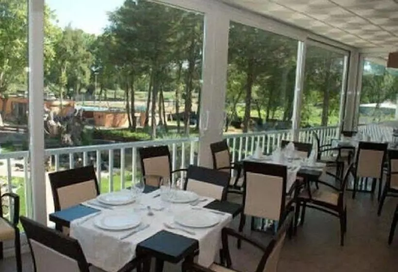 בית מלון כפרי Ansuina