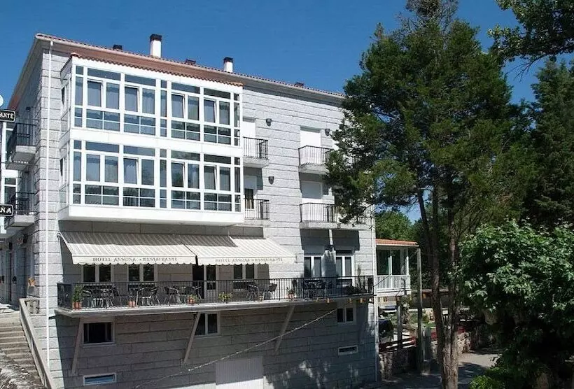 בית מלון כפרי Ansuina