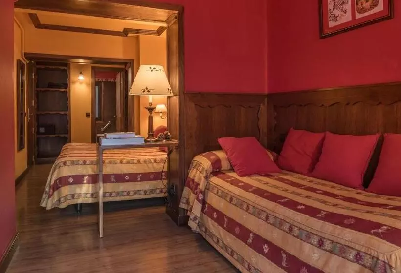 酒店 Aran La Abuela