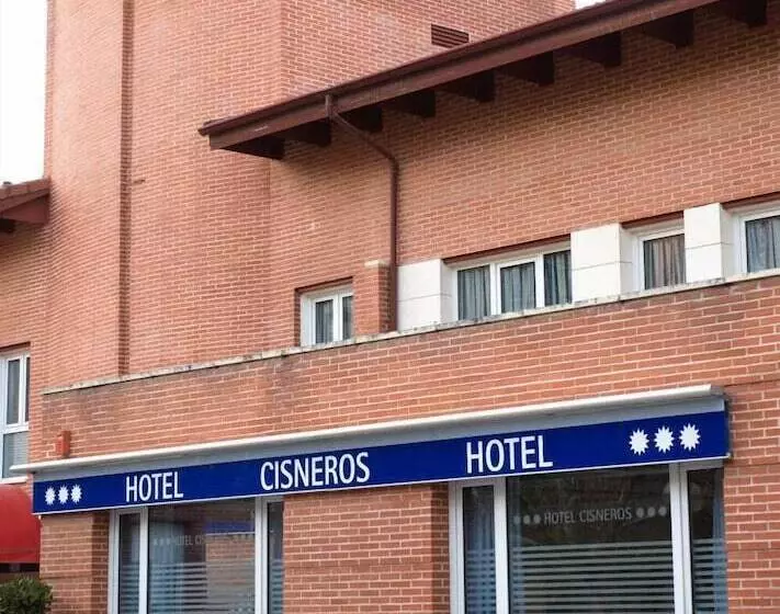 Отель Cisneros