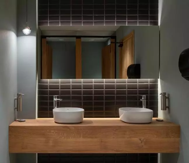 Hotelli Ciudad De Logrono