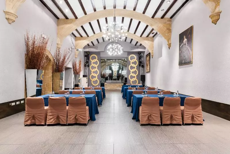 Отель Eurostars Los Agustinos